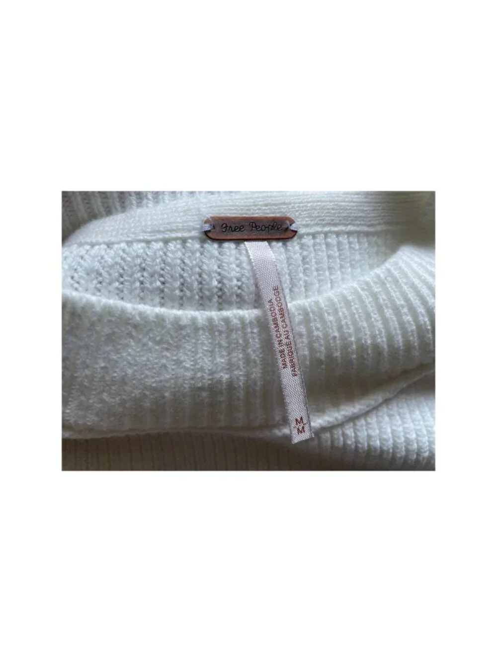 NEW - Free People White Slouchy Oversized Knit Sweater Pullover Medium Size M